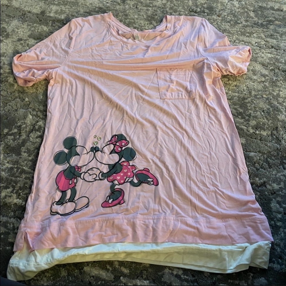 {Disney} Mickey and Minnie Tee
